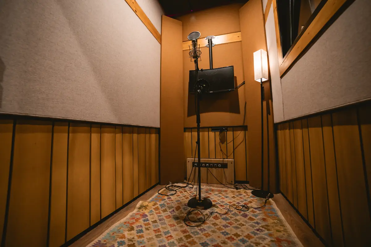 Sala de grabación del Estudio C de El Santuario Recording en Sevilla
